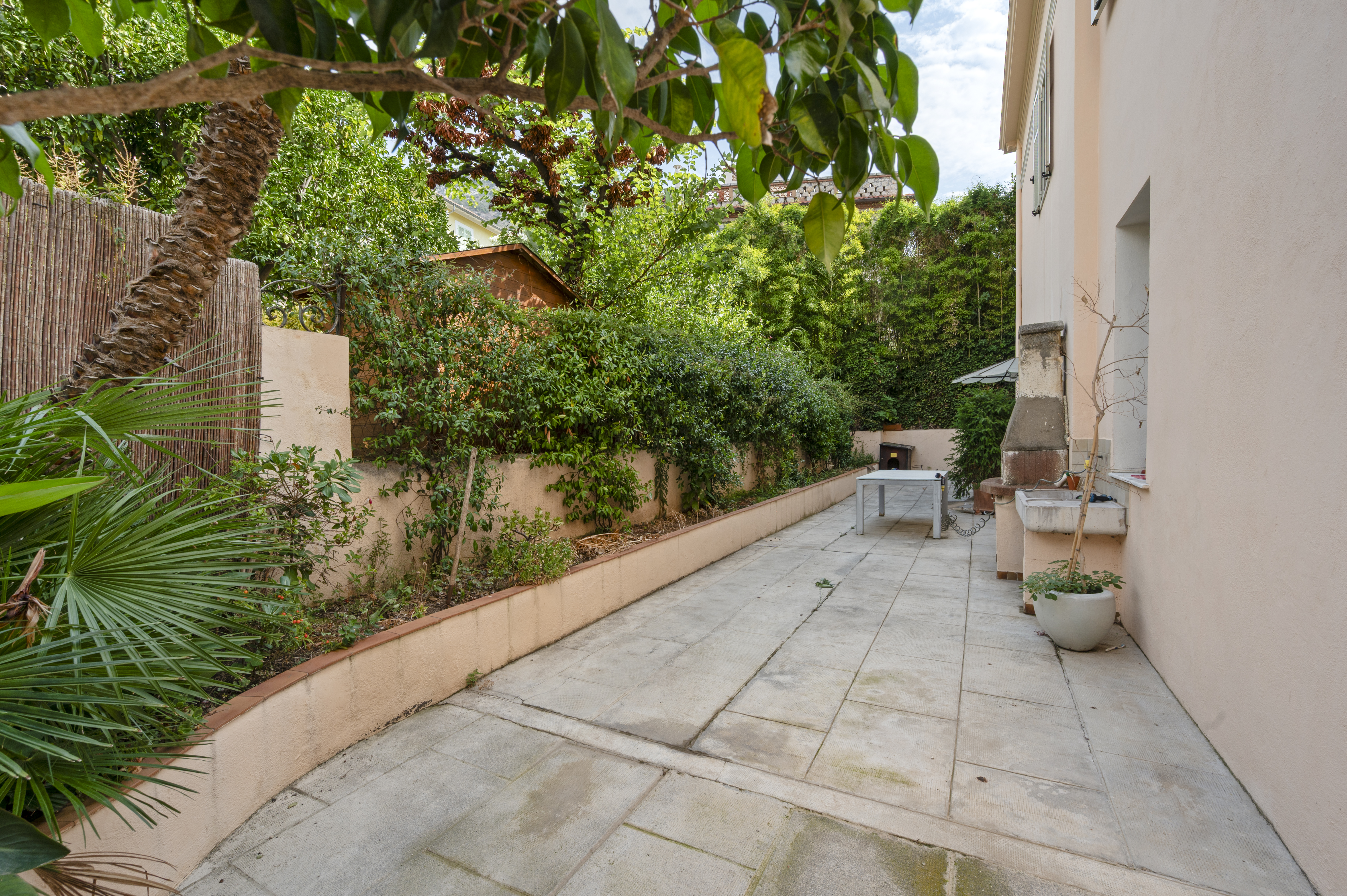 Cap d'Ail: Maison familiale sur deux étages près de la plage de la Mala
