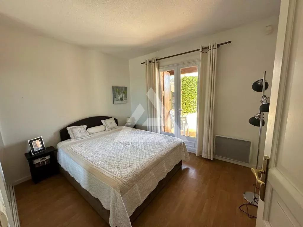 LA TURBIE - VILLA 5 PIECES - PISCINE ET STATIONNEMMENTS