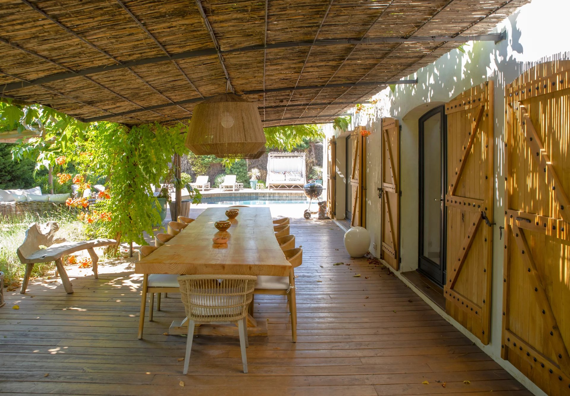 Villa à vendre à pied des plages à Grimaud