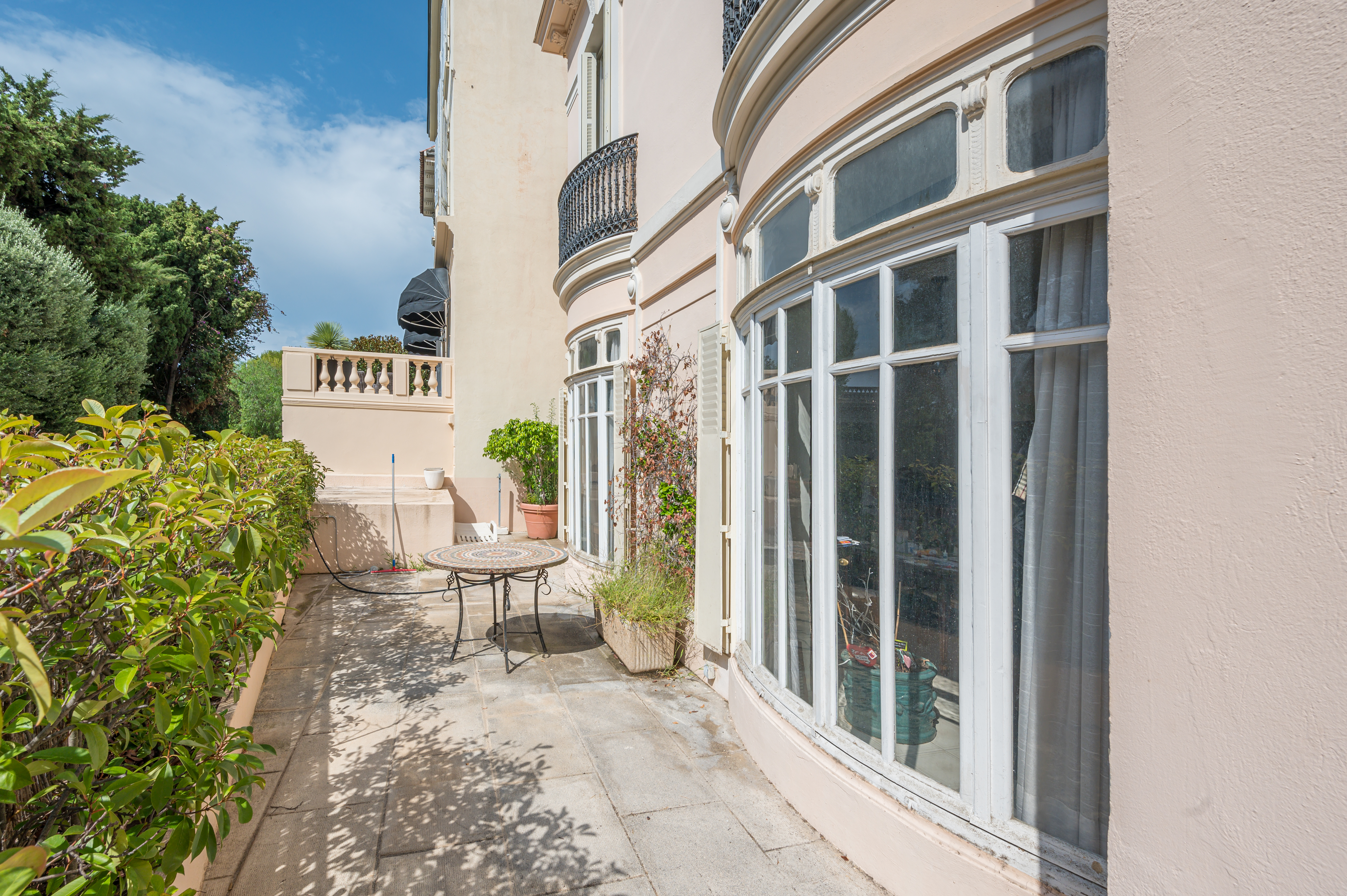 Cap d'Ail: Maison familiale sur deux étages près de la plage de la Mala