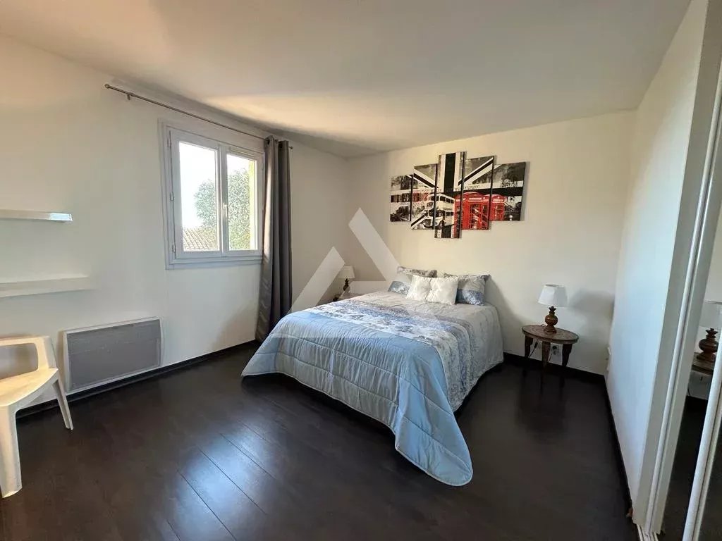 LA TURBIE - VILLA 5 PIECES - PISCINE ET STATIONNEMMENTS