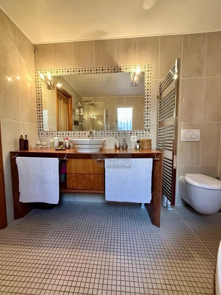A VENDRE - LA TURBIE - MAISON DE CARACTERE 5P 170M2 - PISCINE POOLHOUSE JARDIN