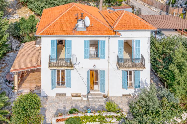 CAP D'AIL - MAISON DE VILLE - CENTRE VILLE