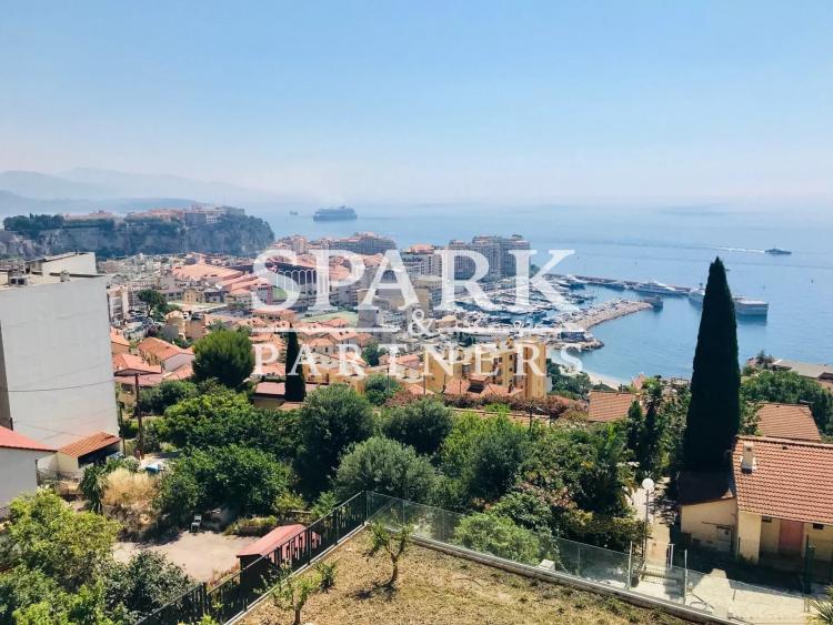 Cap d'Ail - Appartement 3 pièces avec une vue imprenable sur la mer et piscine